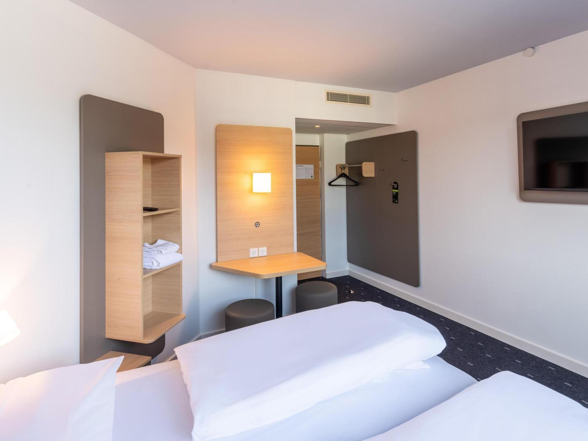 Hotel City-ost 2*