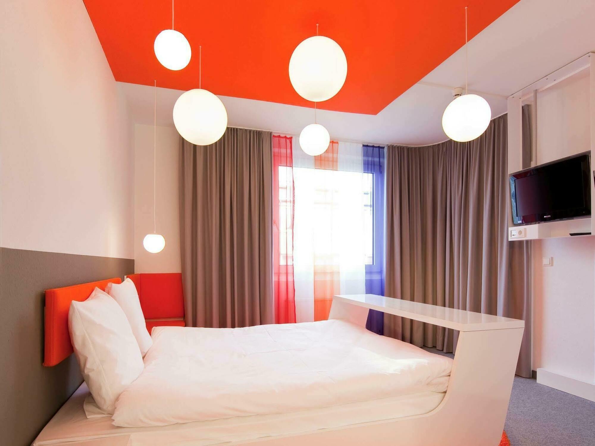 Hotel City-ost 2*